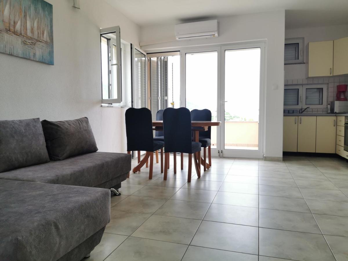 צזריקה Apartments Golub מראה חיצוני תמונה
