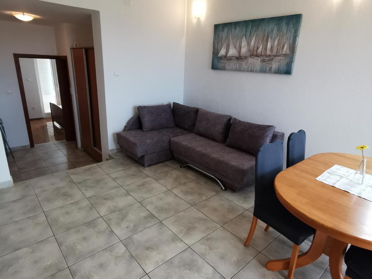 צזריקה Apartments Golub מראה חיצוני תמונה